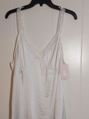 Cabernet White lace Camisole Cami Size 1X Nylon NWT